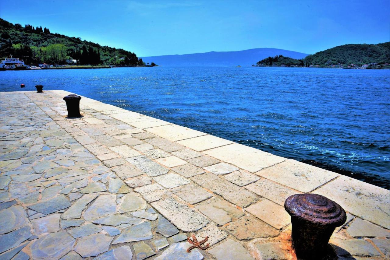 Apartments Okuka Tivat Exteriör bild