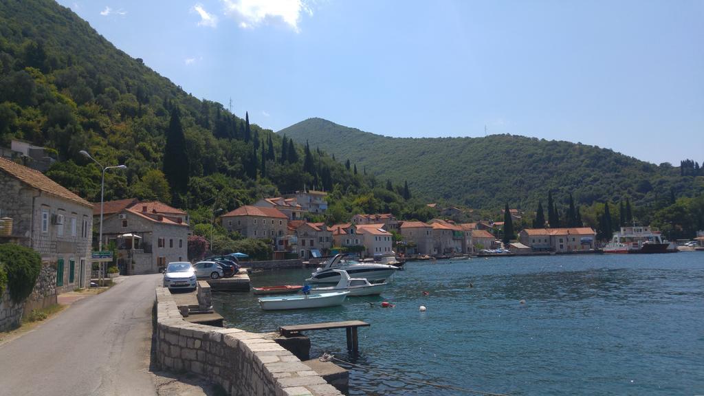 Apartments Okuka Tivat Exteriör bild