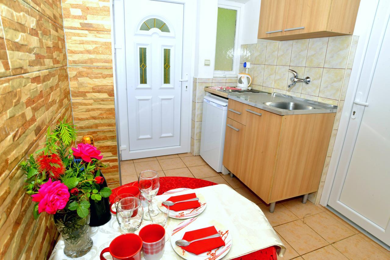 Apartments Okuka Tivat Exteriör bild